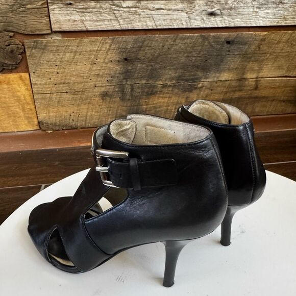 Michael Kors MK Plate Peep-Toe Booties – Size 6M - Picture 5 of 12